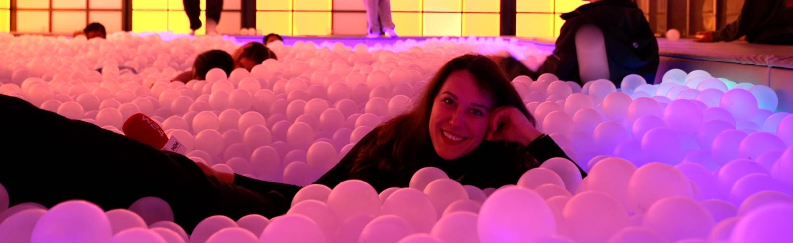 IKONO: Blick hinter die Illusion