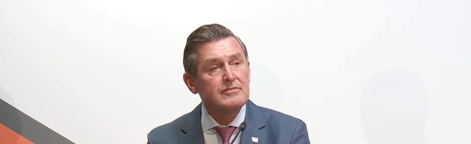 Straßenverkehrsordnung verbannt "E-Mopeds" von Radwegen