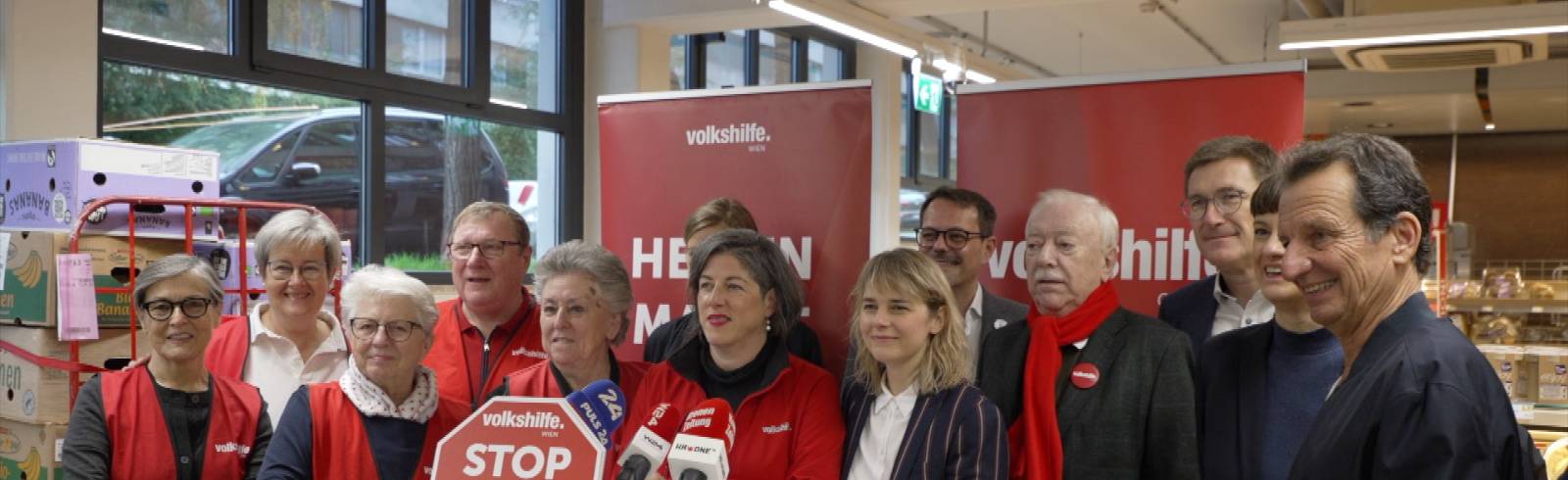 „Tag gegen Armut“: Volkshilfe sammelt wienweit Lebensmittelpakete