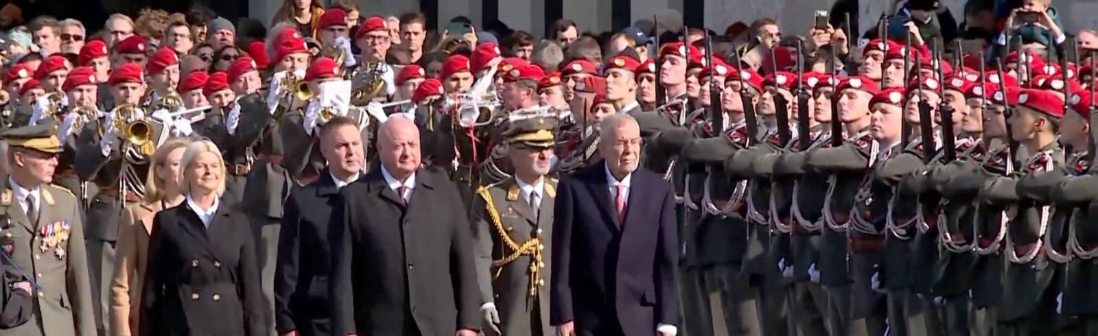 Nationalfeiertag: 1.000 Rekrut*innen feierlich angelobt