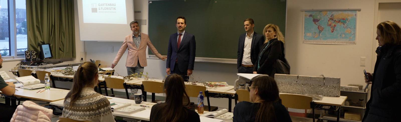 Wissenschaftswoche: Vertrauen in Wissenschaft und Demokratie stärken