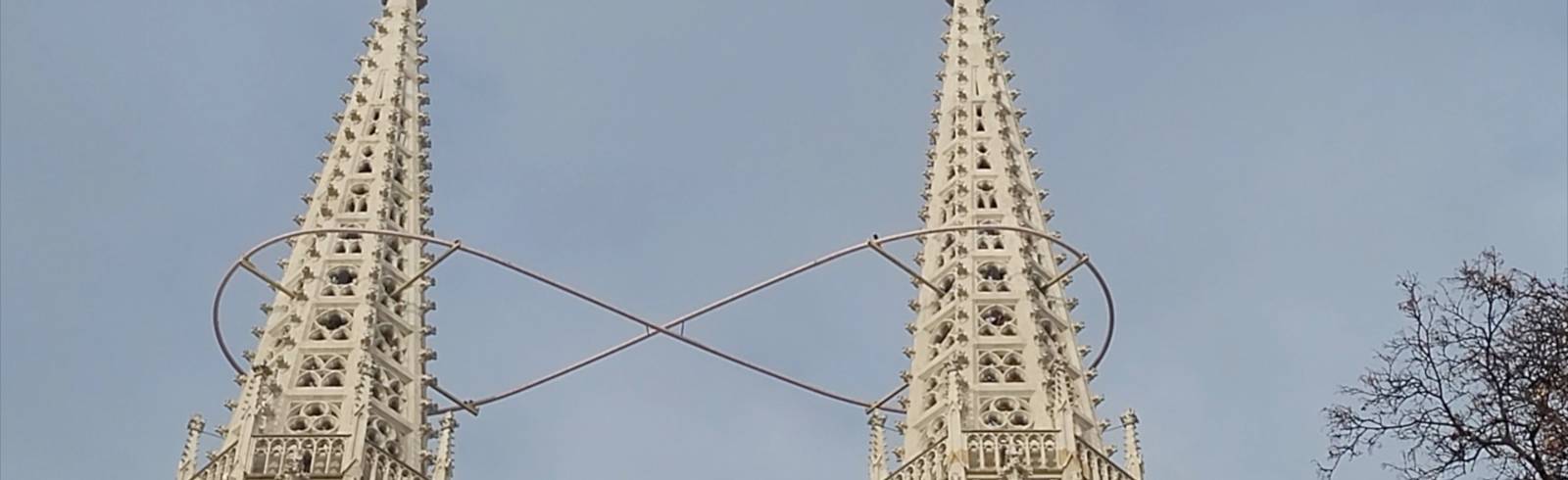 Bezirksflash: Erleuchtung auf der Votivkirche