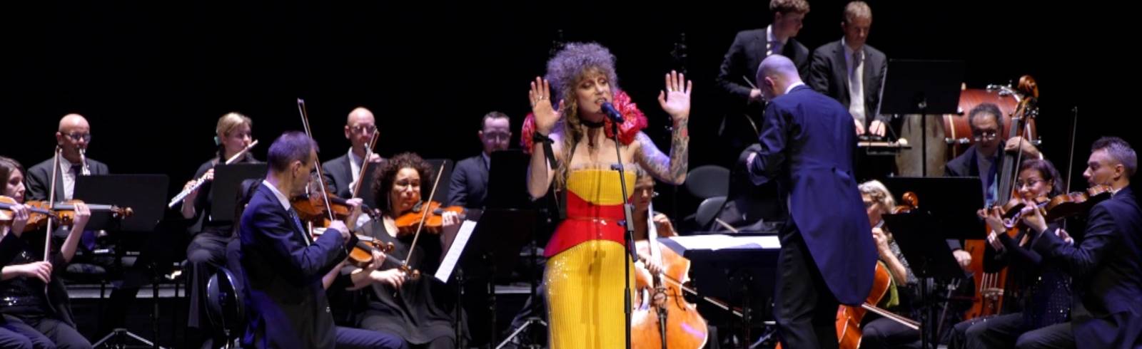 Abschied: By(e) Strauss – Einmal muss geschieden sein