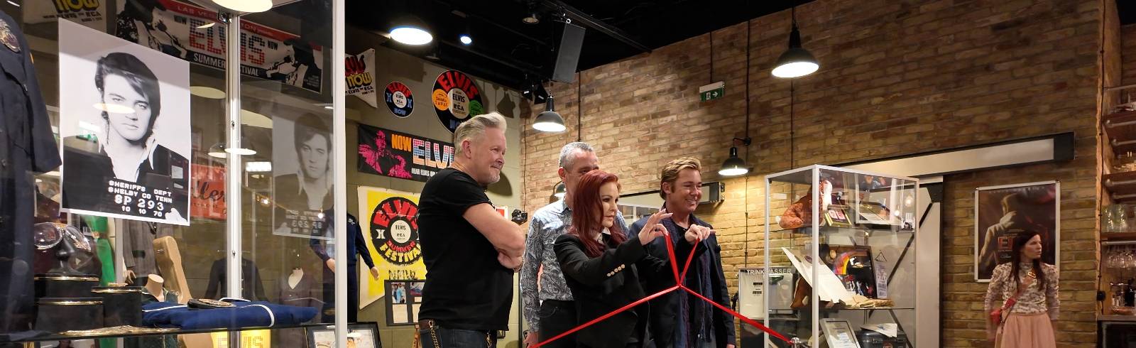 Priscilla Presley: „Elvis ist im Haus!“