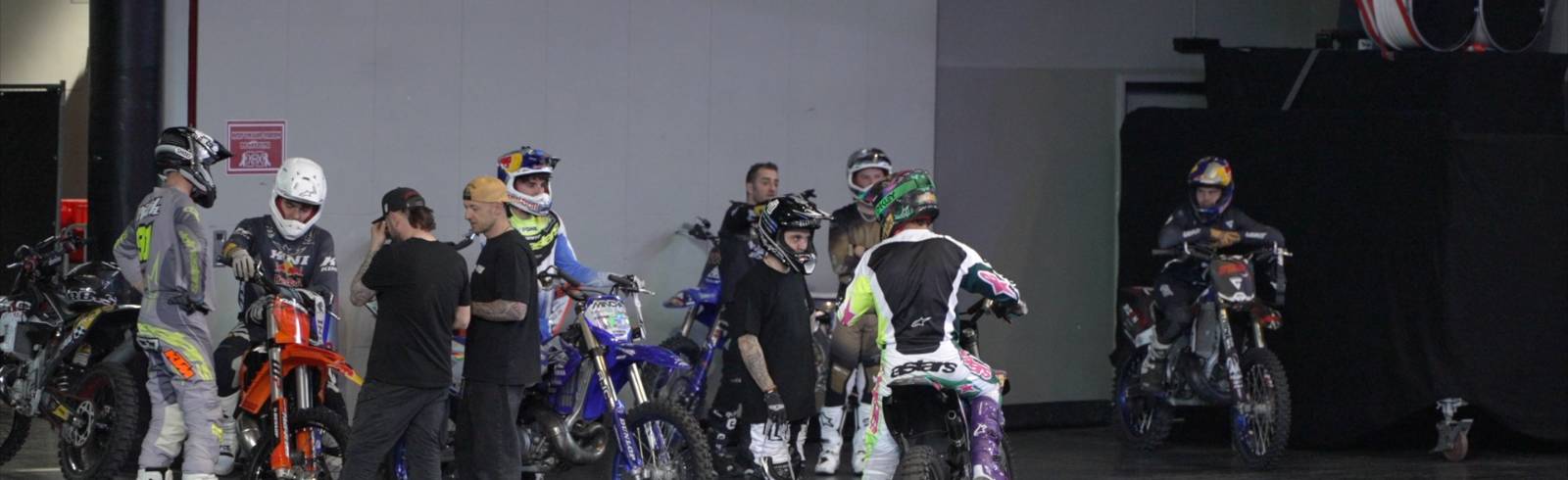 „Freestyle Firestorm“: Heiße Show in der Stadthalle