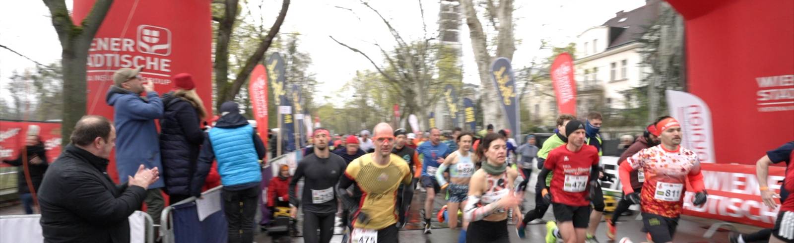 Feuerwehrlauf in Wien: Läufer*innen setzen Zeichen für Zusammenhal