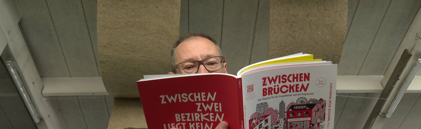 Vom Netz ins Heft: „Zwischenbrücken“ feiert mit Jubiläumsausgabe