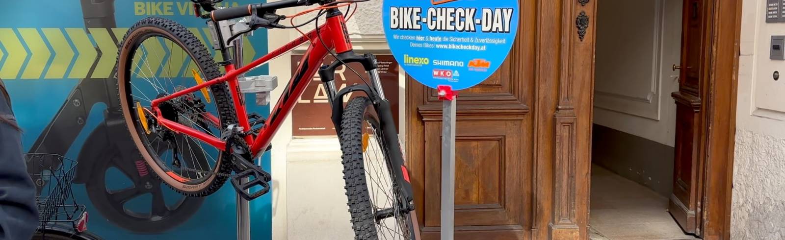 Weltweit erster Bike Check Day