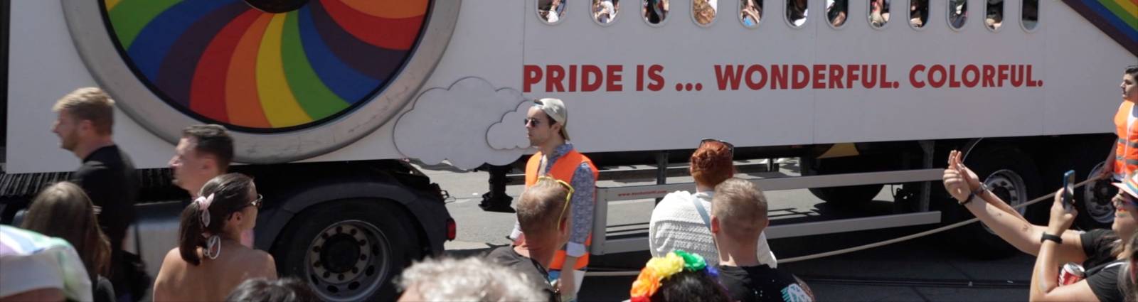 Regenbogenparade: Große Demo zum Ende der Pride