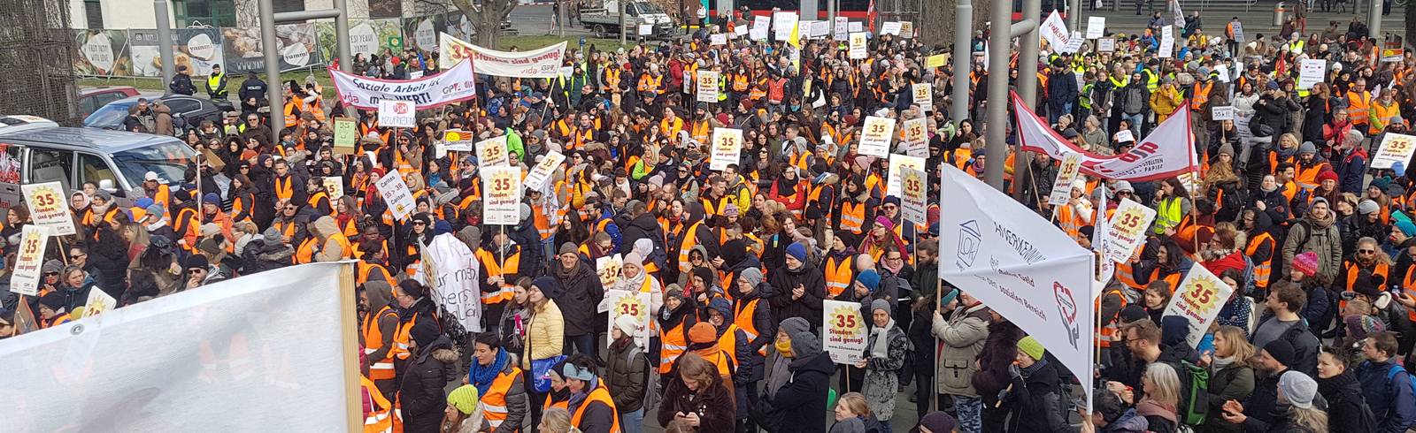 Streik im Sozialbereich: Über 1.500 bei Demo
