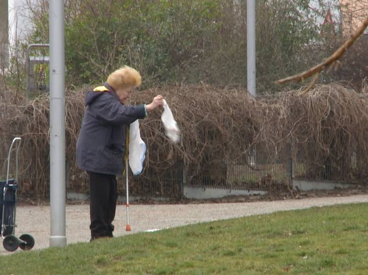 Waste Watcher: 50 Euro für eine Tschick