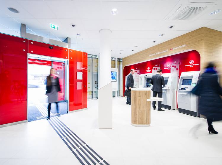 Bank Austria fährt Betreuung herunter