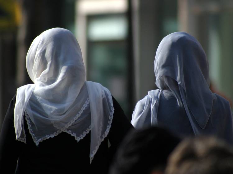 Kopftuchverbot: Wien lieber für Gesamtmaßnahmen