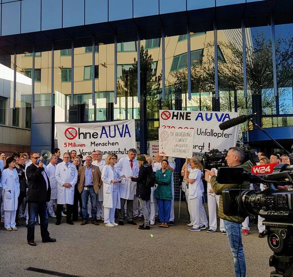 AUVA-Streit: Belegschaft droht mit Streiks