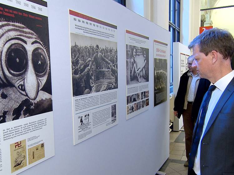 Uni Wien: Neue Wanderausstellung "Shoah"