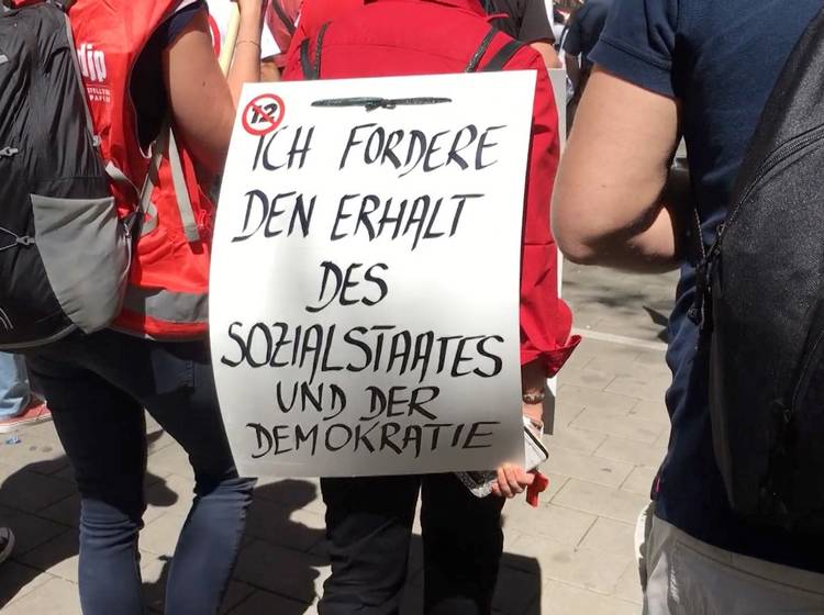 ÖGB: Demo gegen 12-Stundentag