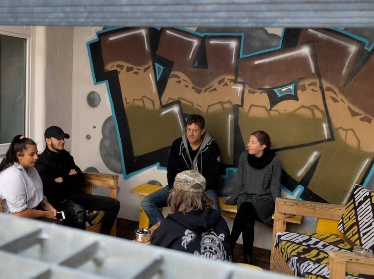 Wenn Jugendliche plötzlich auf der Straße stehen