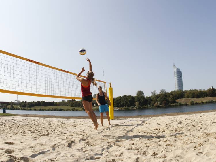 Stadt ruft zum Beachvolleyball-Kindercup
