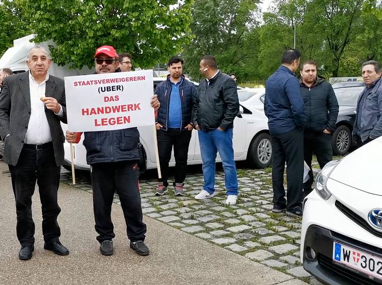 400 Taxler demonstrieren erneut gegen Uber