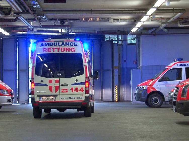 W24-Bezirksflash: Tote nach Wohnungsbrand