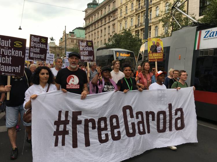 W24-Bezirksflash: Solidarität mit Rackete