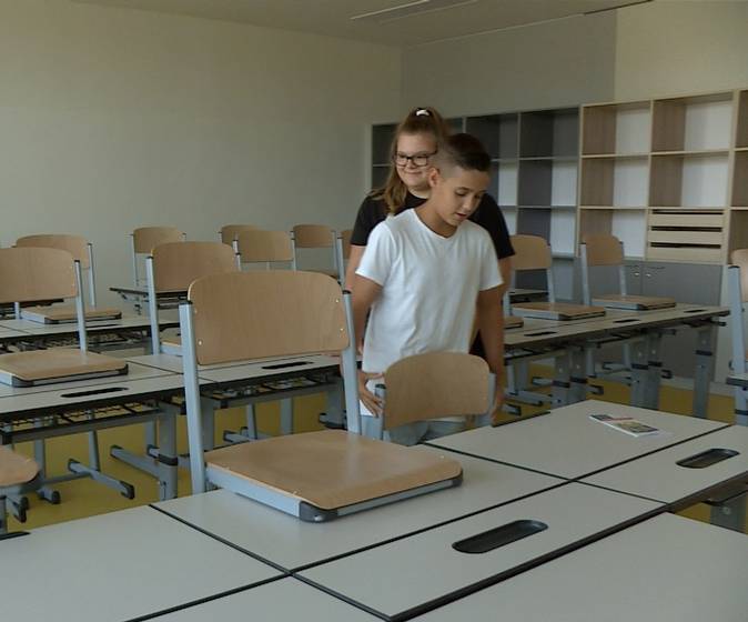 Schulen: Czernohorszky fordert Klarheit