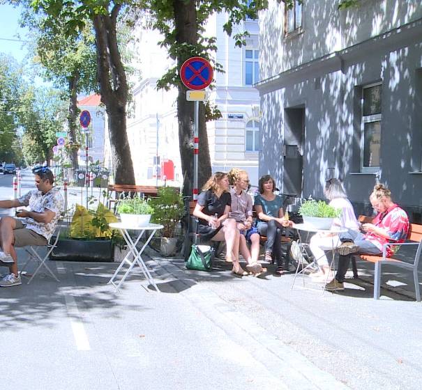 Mehr "Coole Straßen" gegen Hitze
