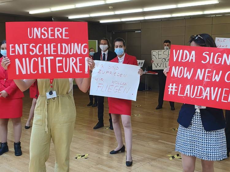 Laudamotion-Mitarbeiter starten letzten Rettungsversuch