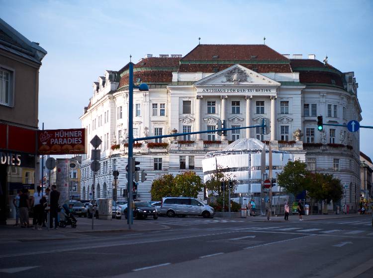 Bezirksflash: Aufblasbares Museum in Floridsdorf