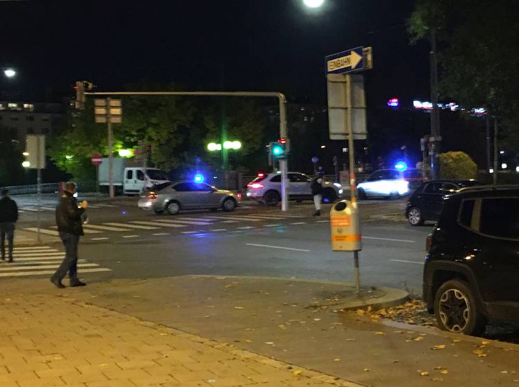 Mehrere Hausdurchsuchungen und Festnahmen