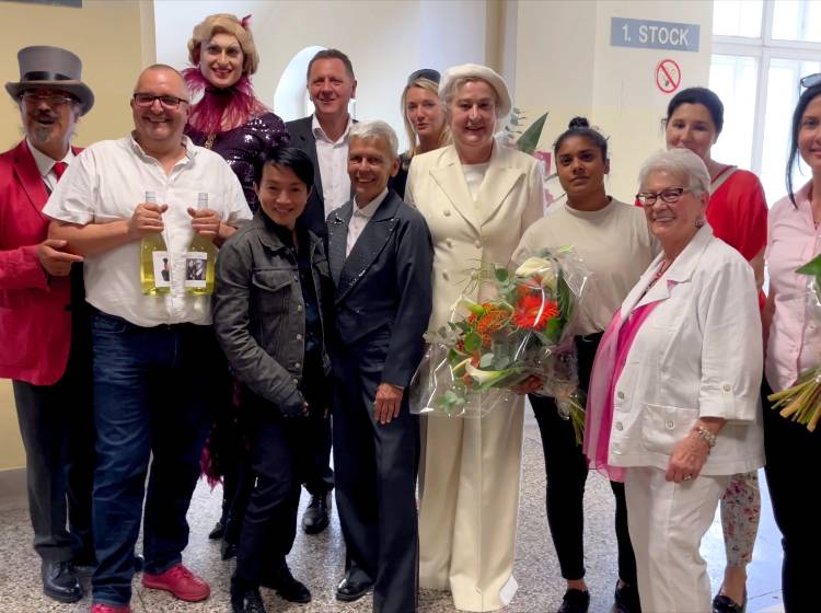 Simmering baut gesellschaftliche Barrieren ab