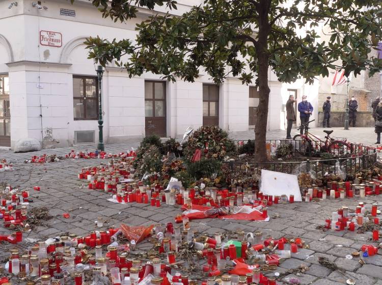 Terroranschlag: Stadt errichtet Gedenkstein