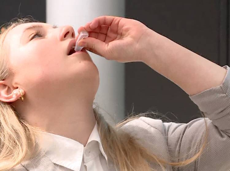 Gurgeltests bis Herbst an allen Schulen