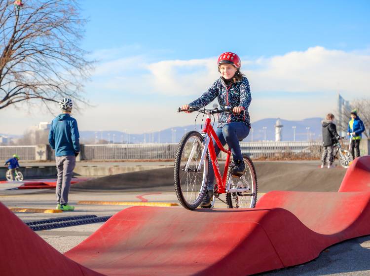 Kostenlose Radfahrkurse für 20.000 Schulkinder