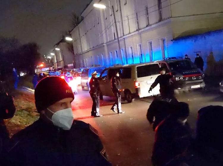 Asyl: Kundgebung gegen Abschiebungen aufgelöst