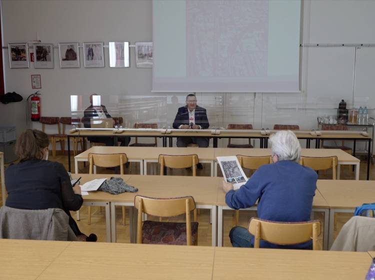 Verkehrsbehinderung im Bereich Dresdner Straße