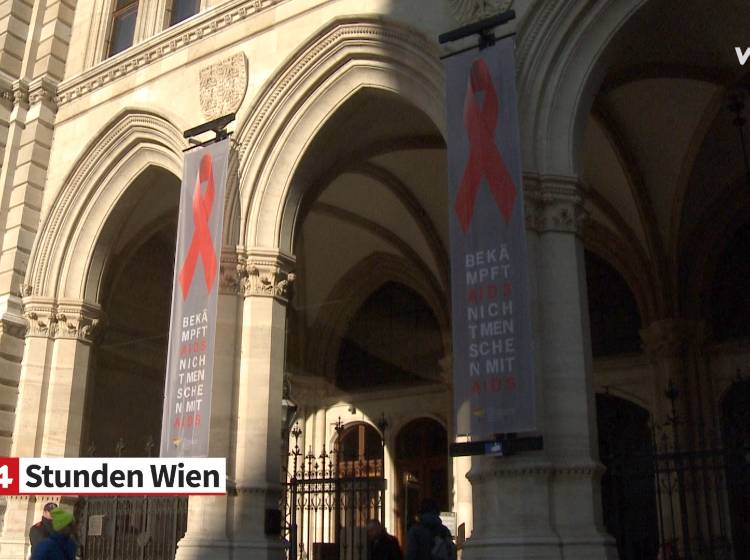 Bezirksflash: Rathaus hisst Red Ribbon Flagge