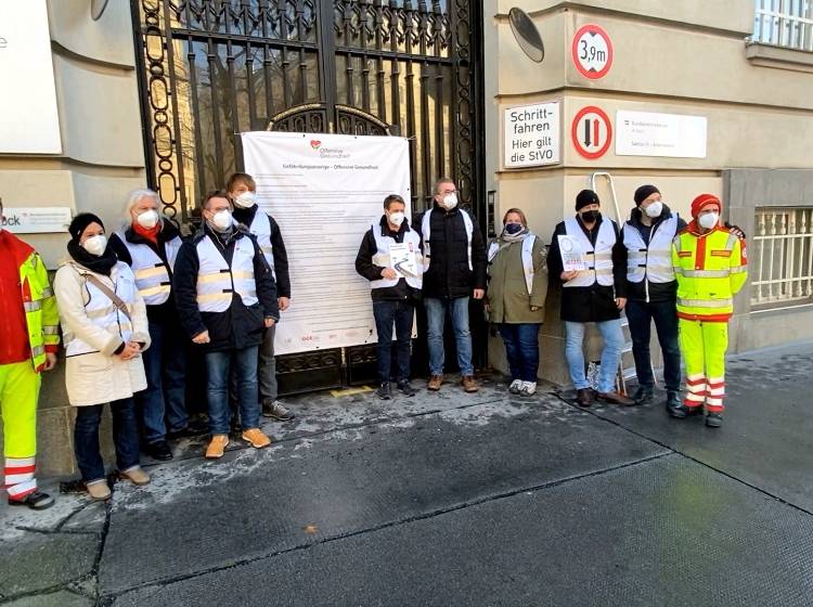 Gesundheitsminister erhält "Gefährdungsanzeige"
