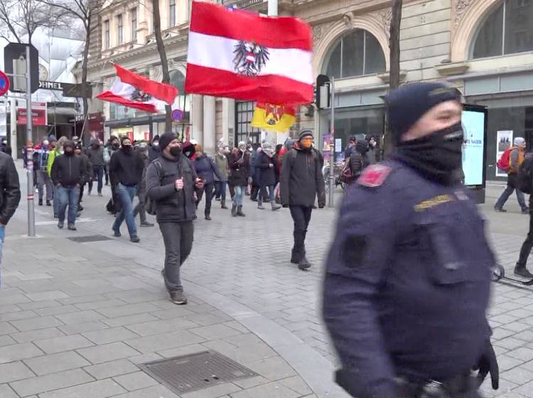 Impfgegner versammelten sich bei der Hofburg