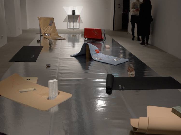 Ausstellung: „Surrender” im Kahán Art Space