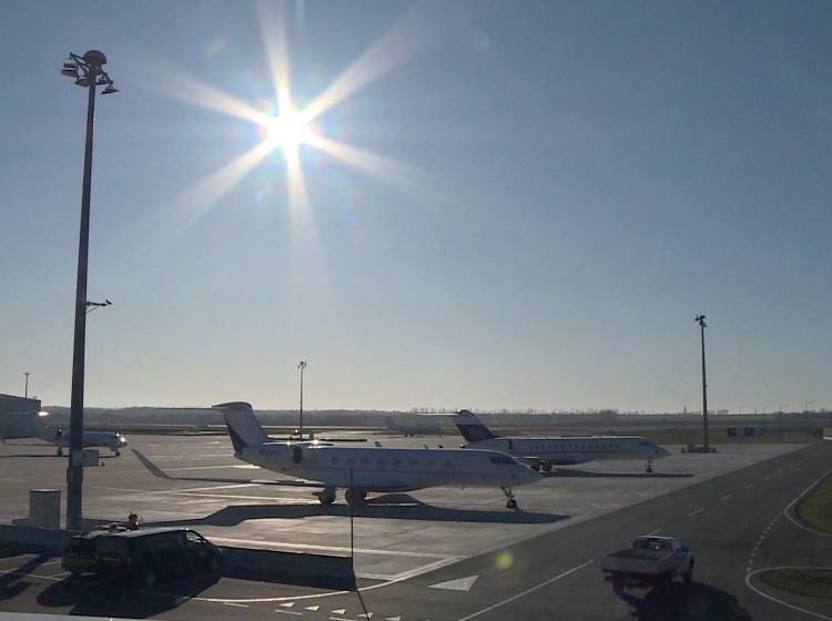 Flughafen: Größte Photovoltaik-Anlage in Betrieb