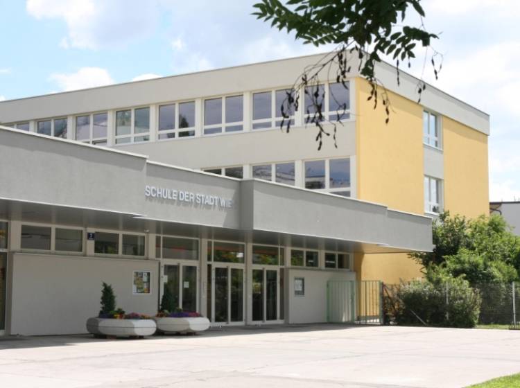 Mordverdacht: Schulwart in Volksschule getötet