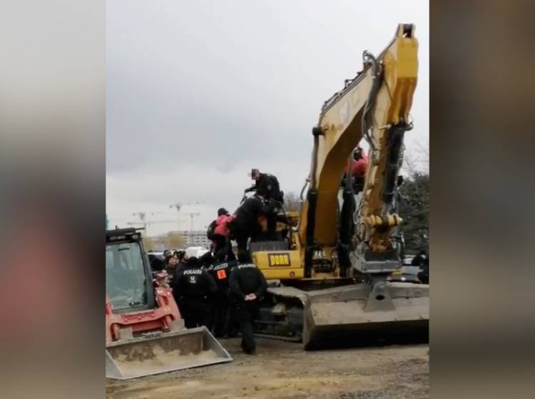 Protestcamp-Räumung: Vorwurf der Polizeigewalt