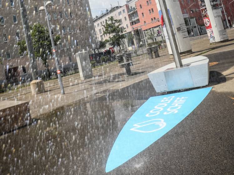 Bezirksflash: Cooles Schiff in Simmering