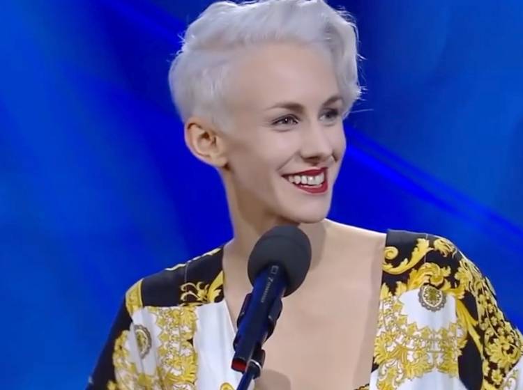 Lisa Eckhart verzaubert wieder Theater im Park