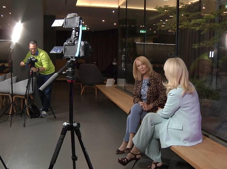 Cocktails und Sterne mit Gerda Rogers