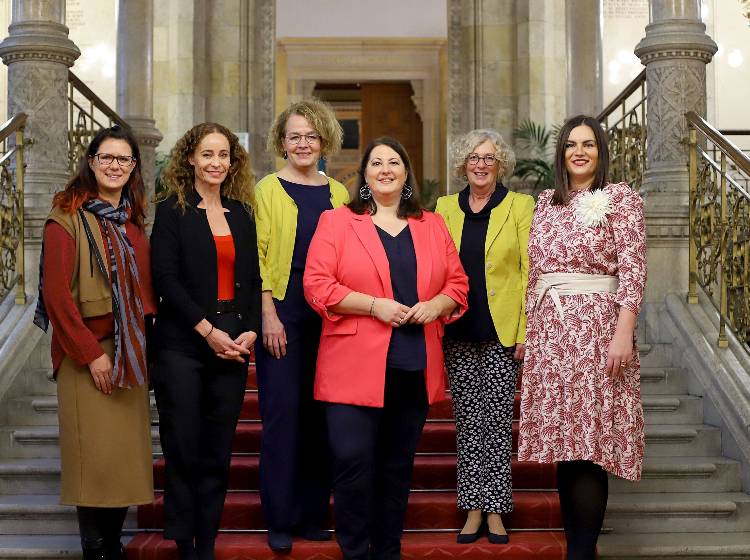 Frauenlandesrätinnen fordern Gewaltschutz-Ausbau