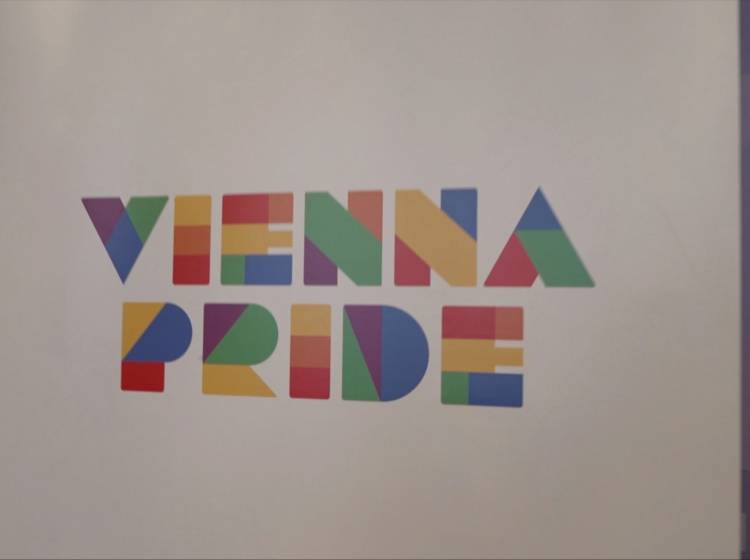 Start in den buntesten Monat des Jahres