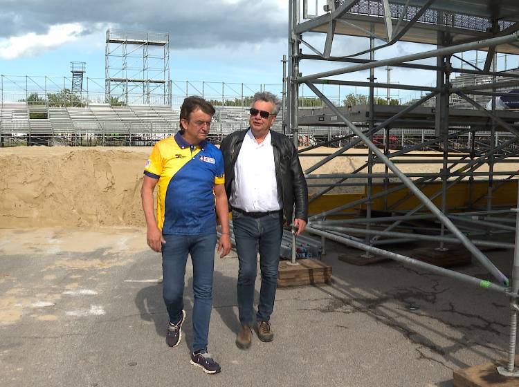 Beachvolley EM Arena vor Fertigestellung