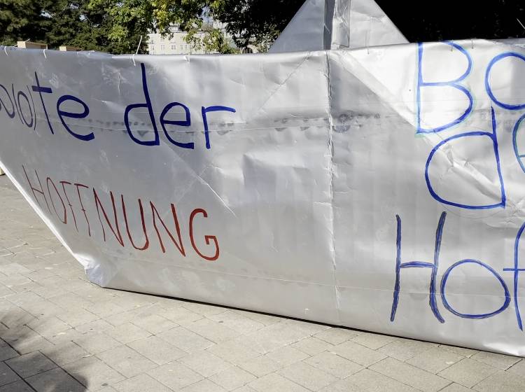 Bezirksflash: Boot der Hoffnung